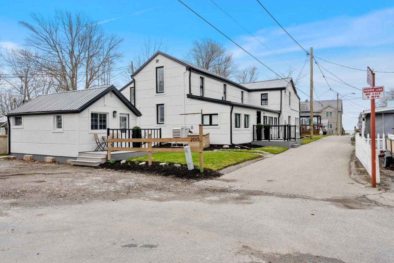 Luxe Lodges On Lake Erie Port Dover Exterior foto
